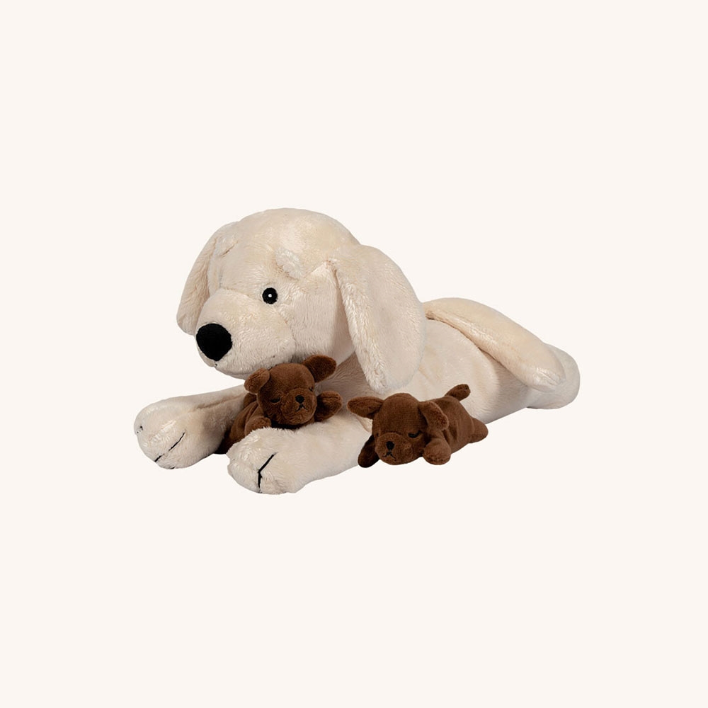 Plyshund med hvalpe